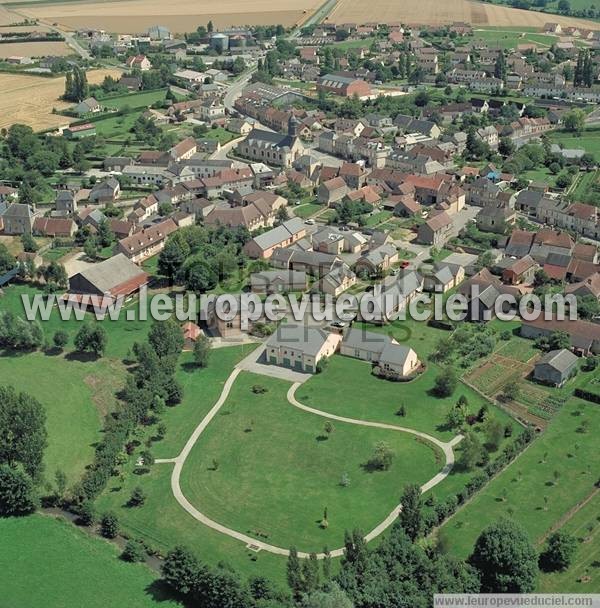 Photo aérienne de Bazoches-sur-Hone