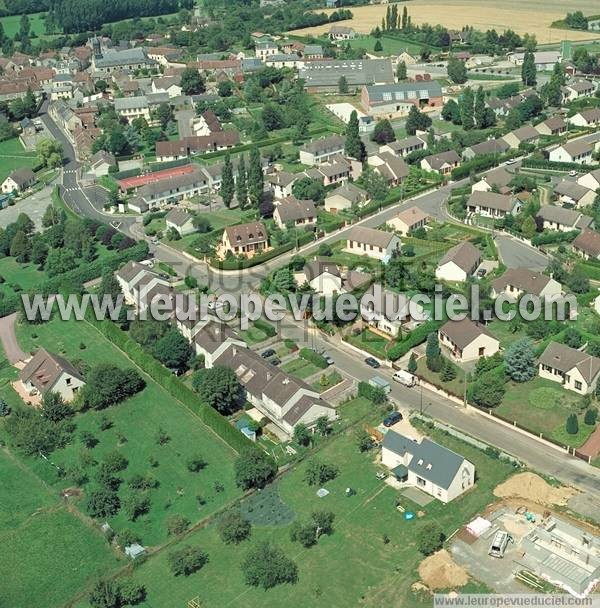 Photo aérienne de Bazoches-sur-Hone