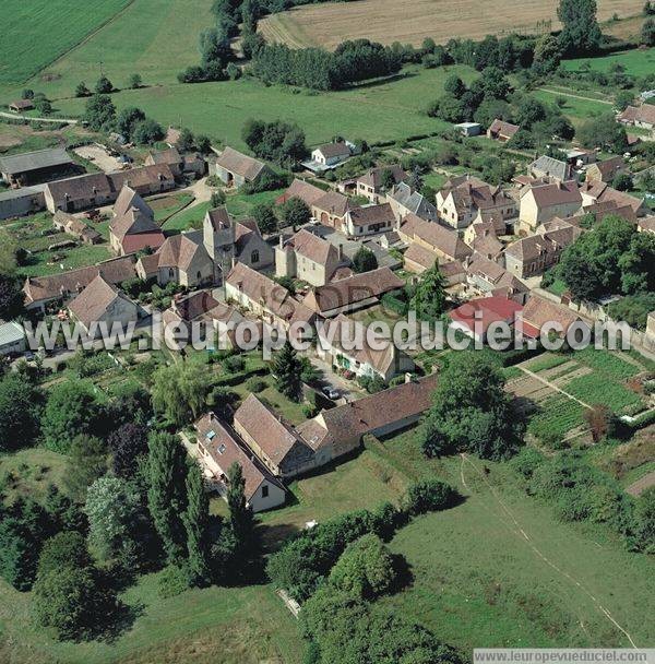 Photo aérienne de Bellou-le-Trichard