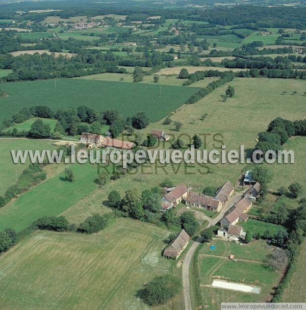 Photo aérienne de Bellou-le-Trichard