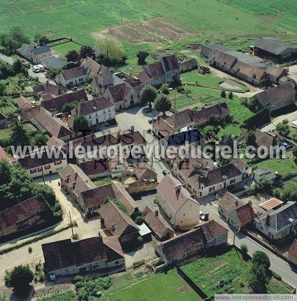 Photo aérienne de Bellou-le-Trichard