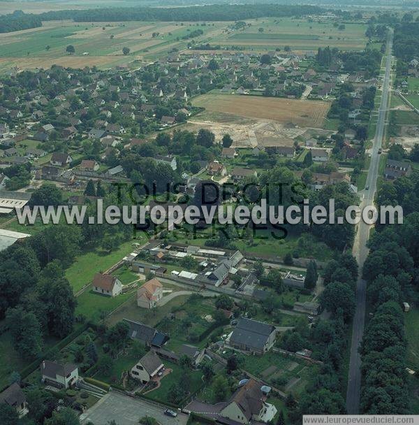 Photo aérienne de Les Authieux-sur-le-Port-Saint-Ouen