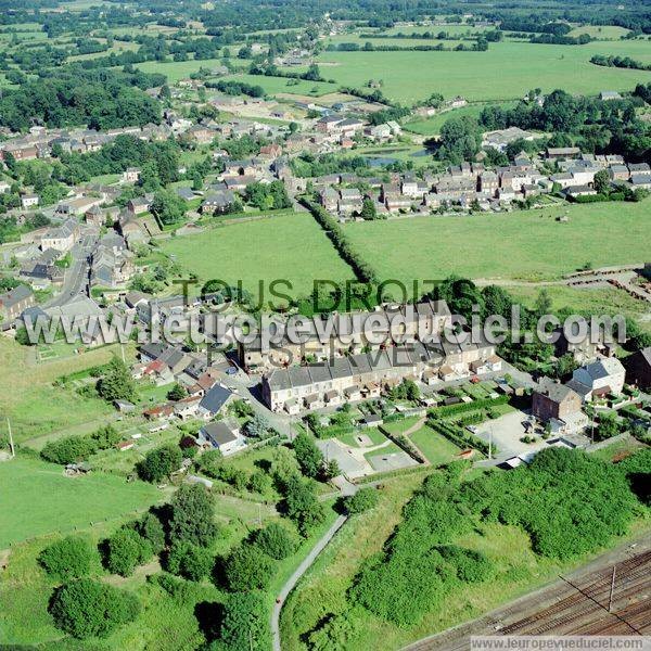 Photo aérienne de Anor