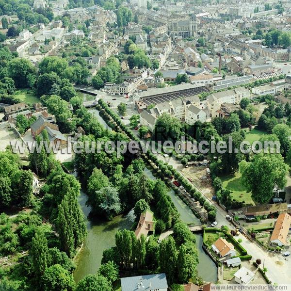 Photo aérienne de Louviers