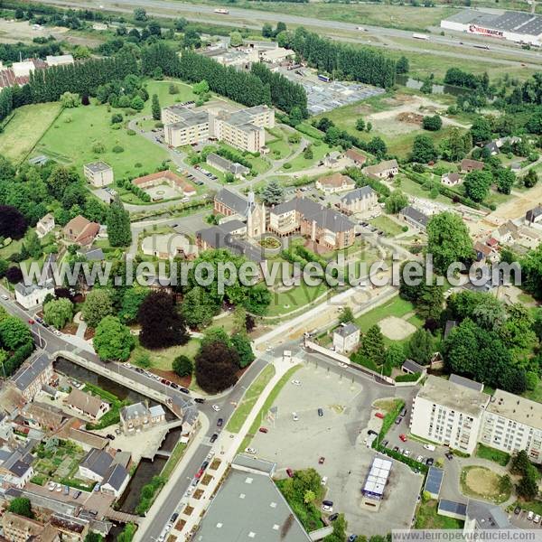 Photo aérienne de Louviers