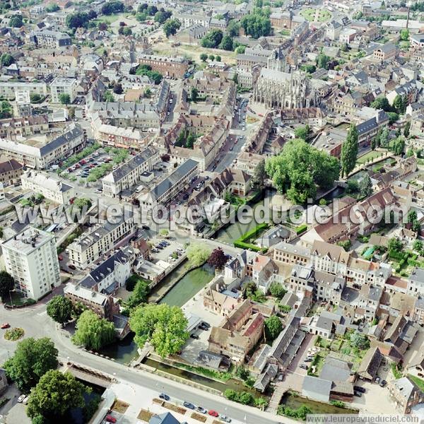 Photo aérienne de Louviers