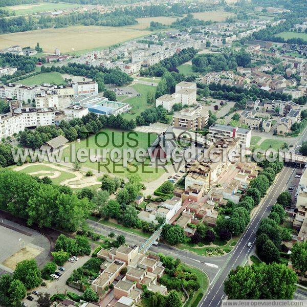 Photo aérienne de Val-de-Reuil