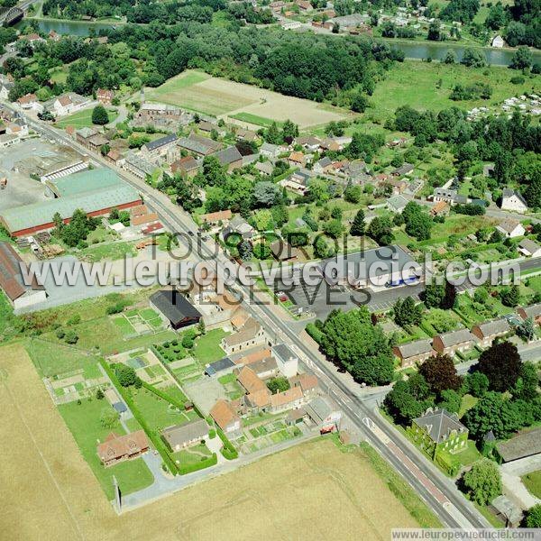 Photo aérienne de Aubencheul-au-Bac