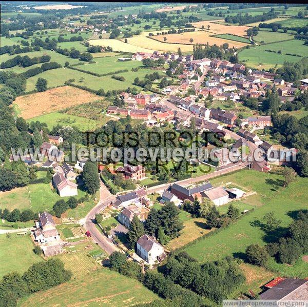 Photo aérienne de Felleries