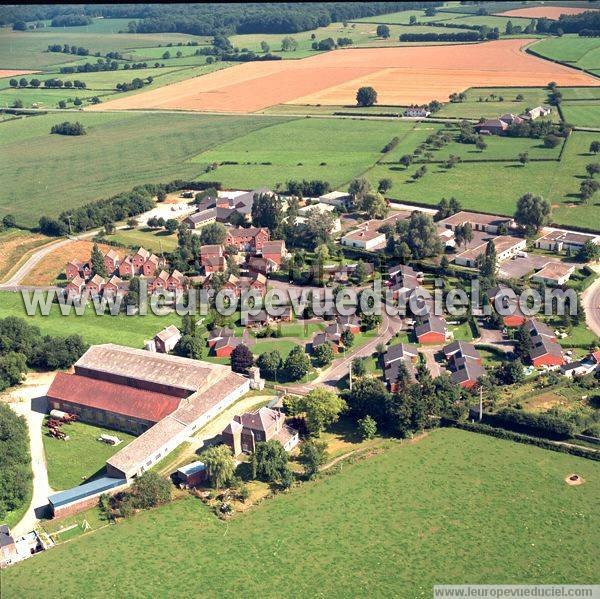 Photo aérienne de Sars-Poteries