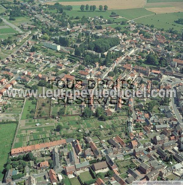 Photo aérienne de Solesmes