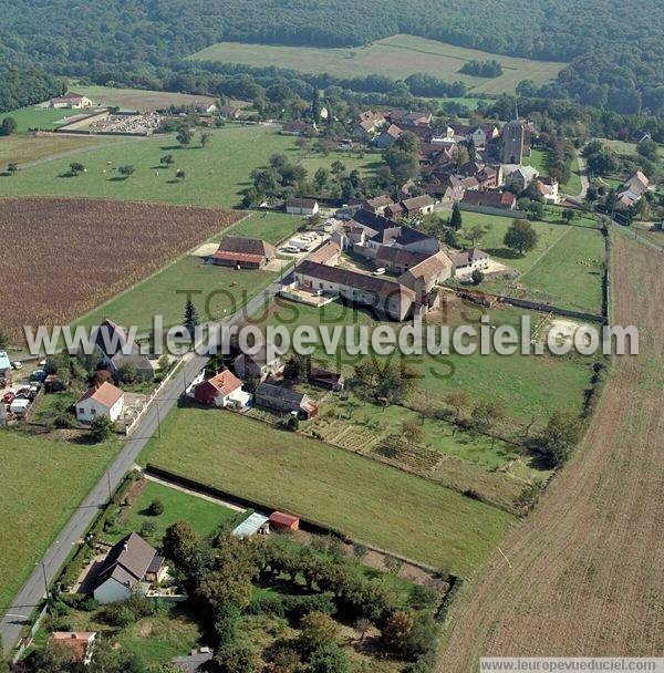 Photo aérienne de Chaumot