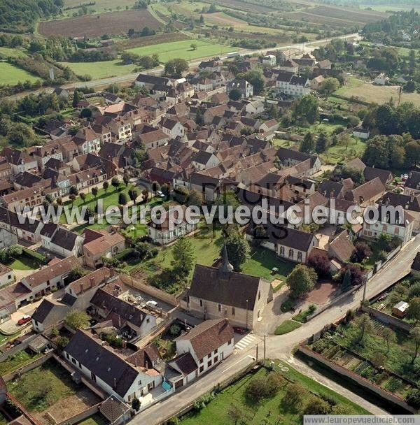 Photo aérienne de Villevallier