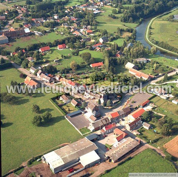 Photo aérienne de Boussires-sur-Sambre