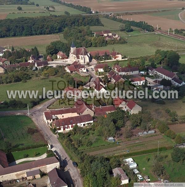 Photo aérienne de Villiers-Vineux