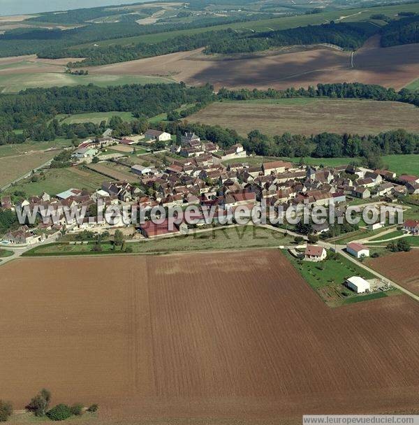 Photo aérienne de Chemilly-sur-Serein
