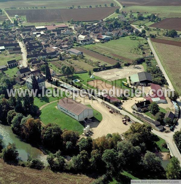 Photo aérienne de Chemilly-sur-Serein