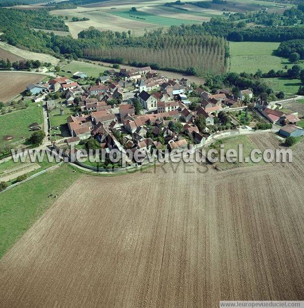 Photo aérienne de Mlay