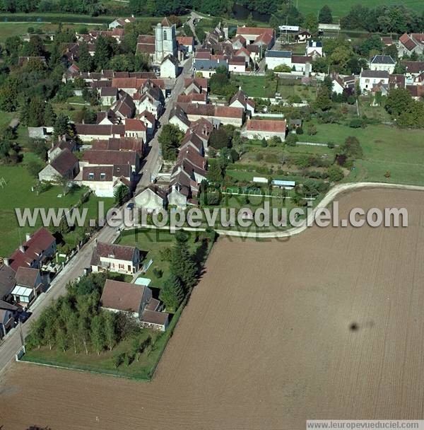 Photo aérienne de Lucy-sur-Yonne