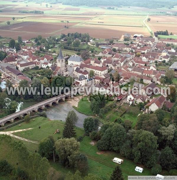 Photo aérienne de Cry