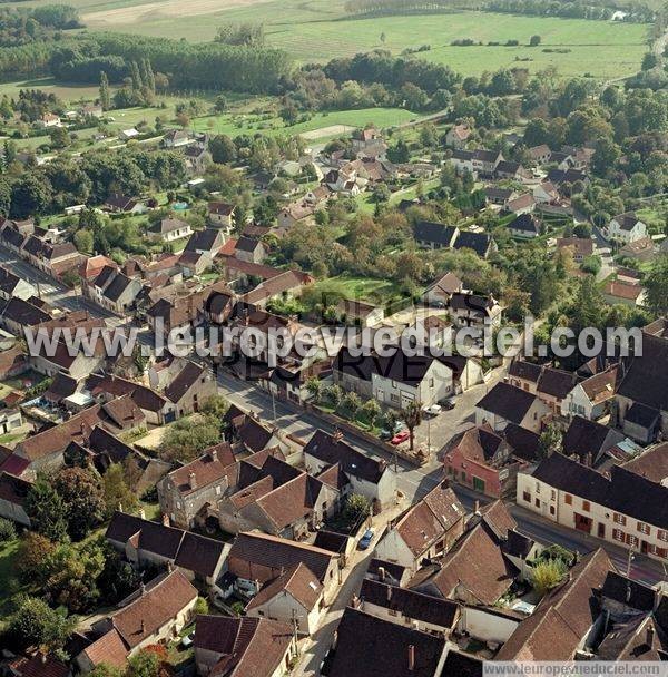 Photo aérienne de Saint-Aubin-sur-Yonne