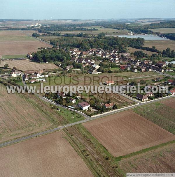 Photo aérienne de Foissy-sur-Vanne