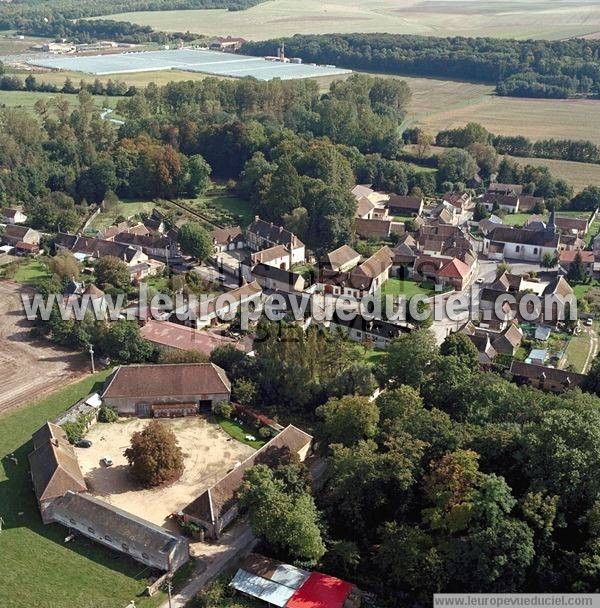 Photo aérienne de Foissy-sur-Vanne