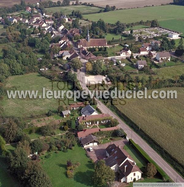 Photo aérienne de Villeneuve-les-Genêts