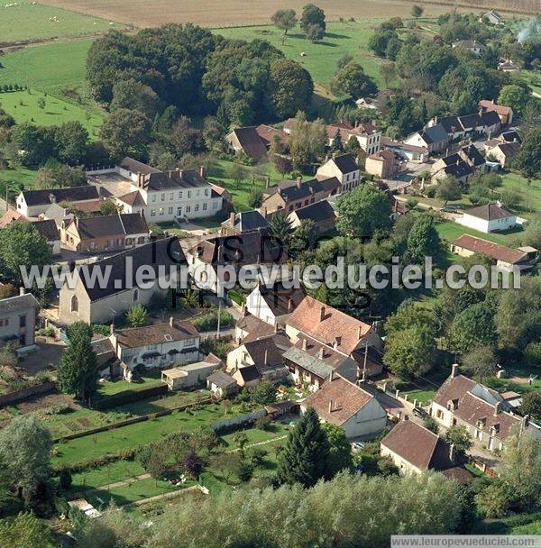 Photo aérienne de Chevillon