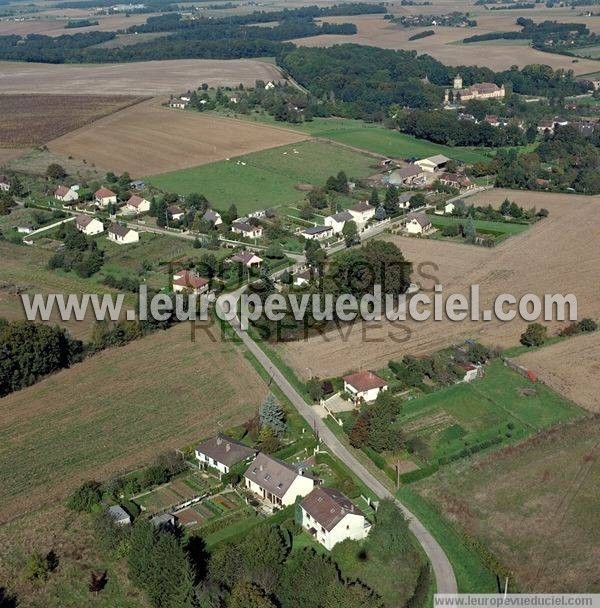 Photo aérienne de Chevillon