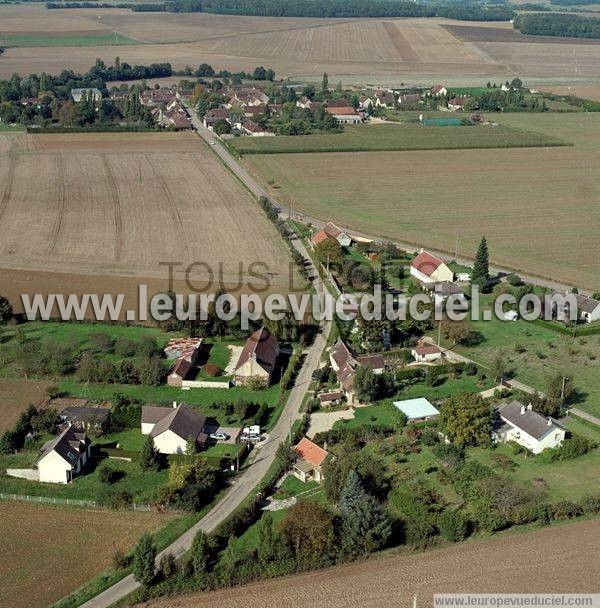 Photo aérienne de Prunoy