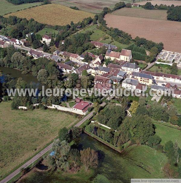 Photo aérienne de Dicy