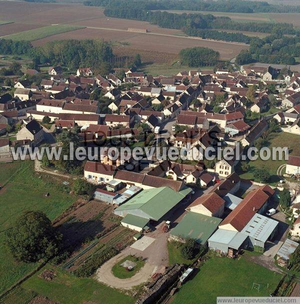 Photo aérienne de Villemer