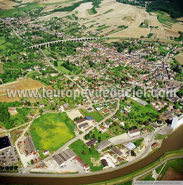 Photo aérienne de Saint-Satur