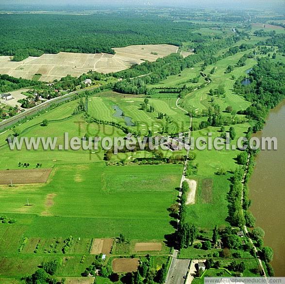 Photo aérienne de Saint-Satur