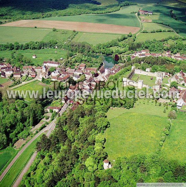 Photo aérienne de Druyes-les-Belles-Fontaines