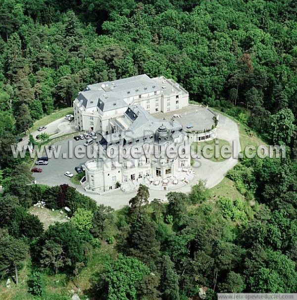 Photo aérienne de La Chapelle-en-Serval