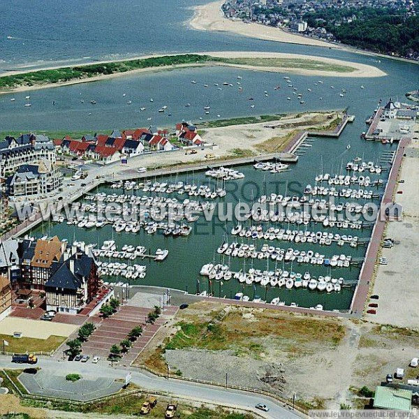 Photo aérienne de Dives-sur-Mer