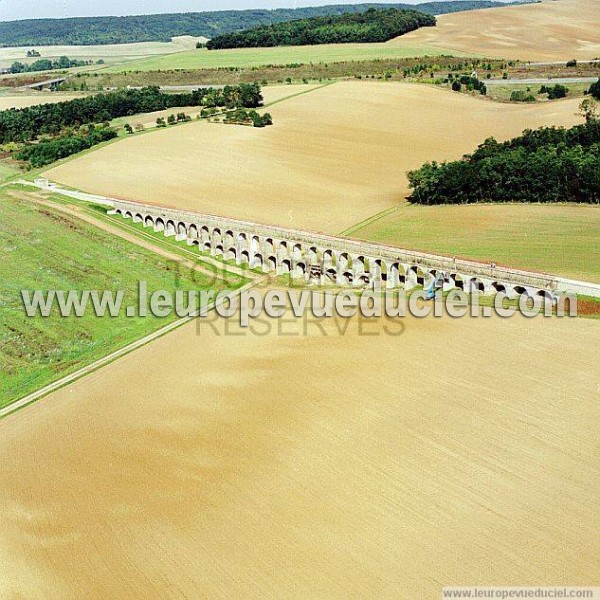 Photo aérienne de Cuy