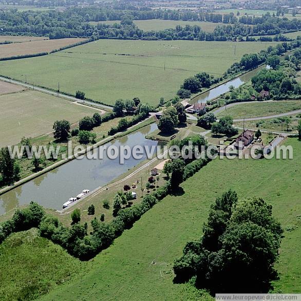 Photo aérienne de Beaulon