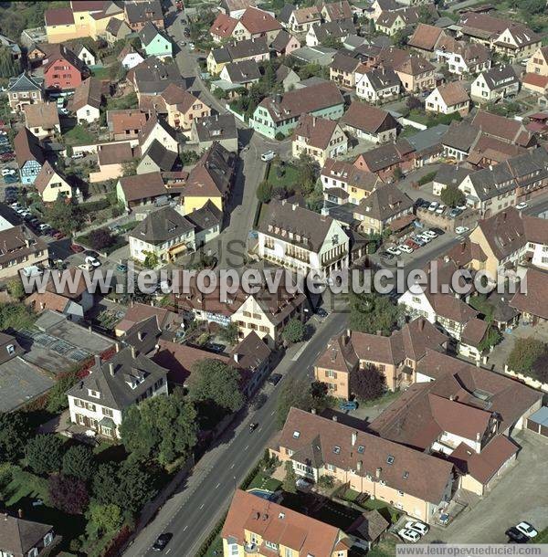 Photo aérienne de Mittelwihr