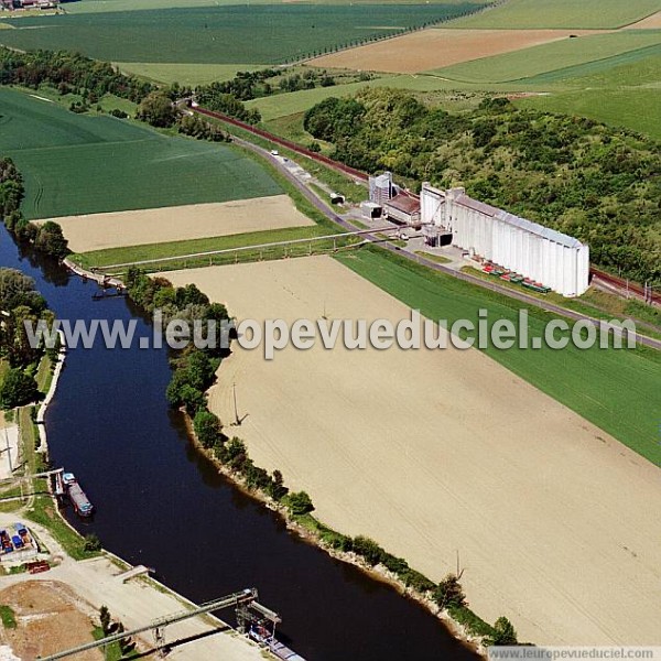 Photo aérienne de Ussy-sur-Marne