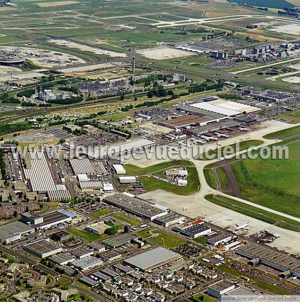 Photo aérienne de Roissy-en-France