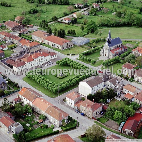 Photo aérienne de Montfaucon-d'Argonne