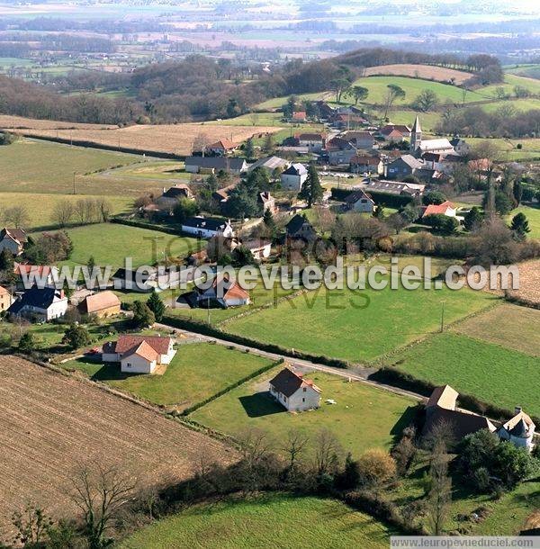 Photo aérienne de Cescau