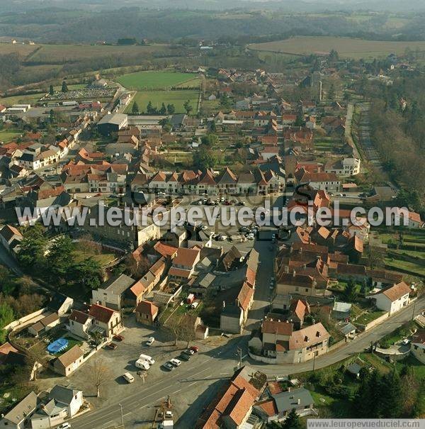 Photo aérienne de Lembeye