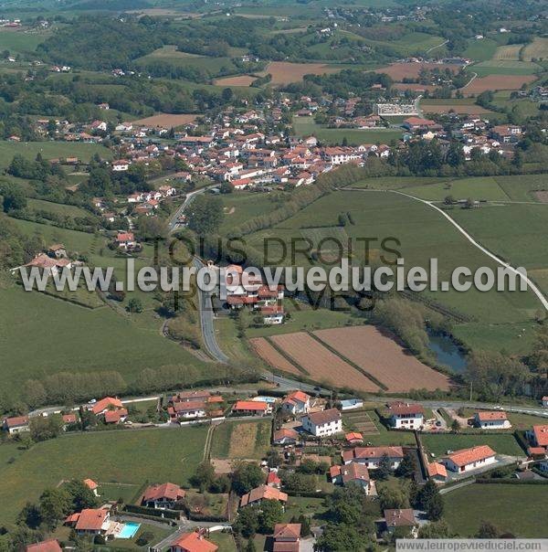 Photo aérienne de Saint-Pe-sur-Nivelle