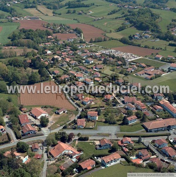 Photo aérienne de Saint-Pe-sur-Nivelle