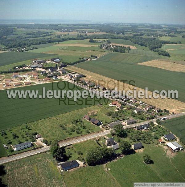 Photo aérienne de Saint-Jean-de-Folleville