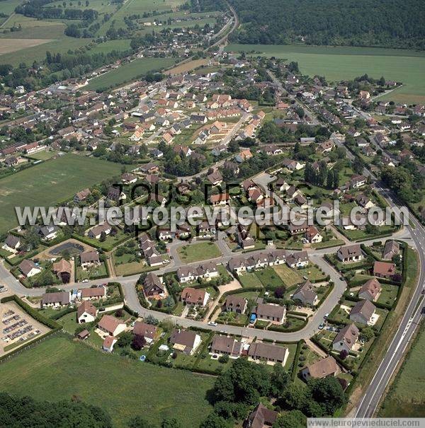 Photo aérienne de Arnires-sur-Iton